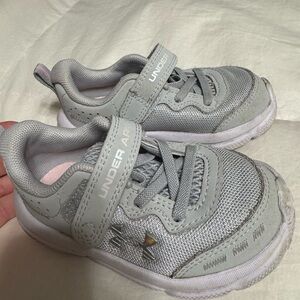 Under Armour toddler Light Gray Sneakers